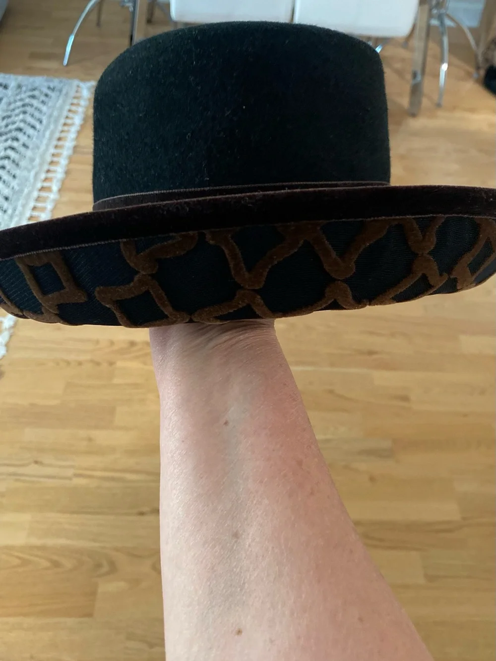 Black and Brown Patterned Women's Felt Hat . Vintage brand Kokin.